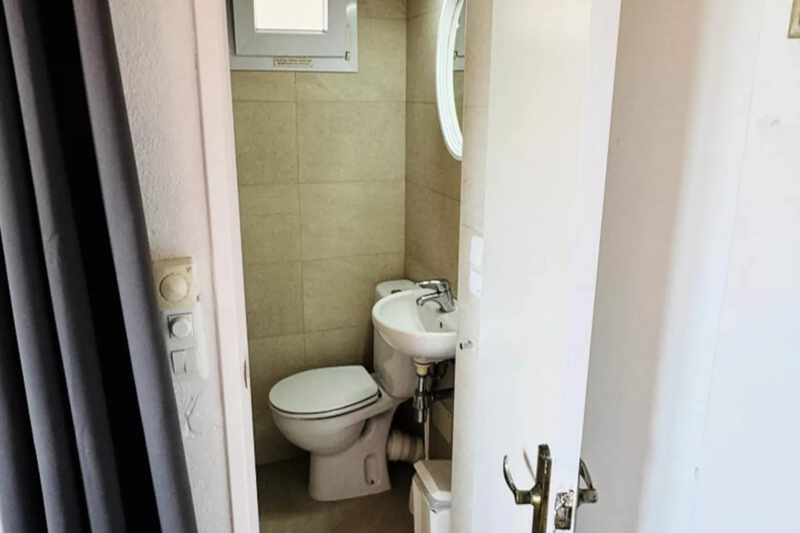 Maison à Son Bou-Image-tags.