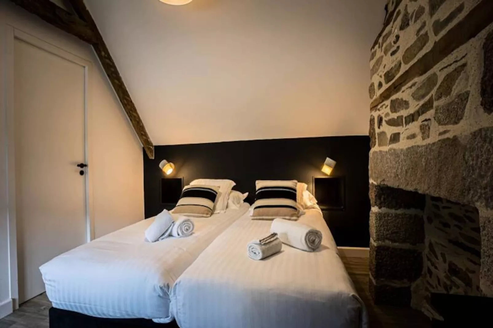 Maison à Perros-Guirec-Image-tags.