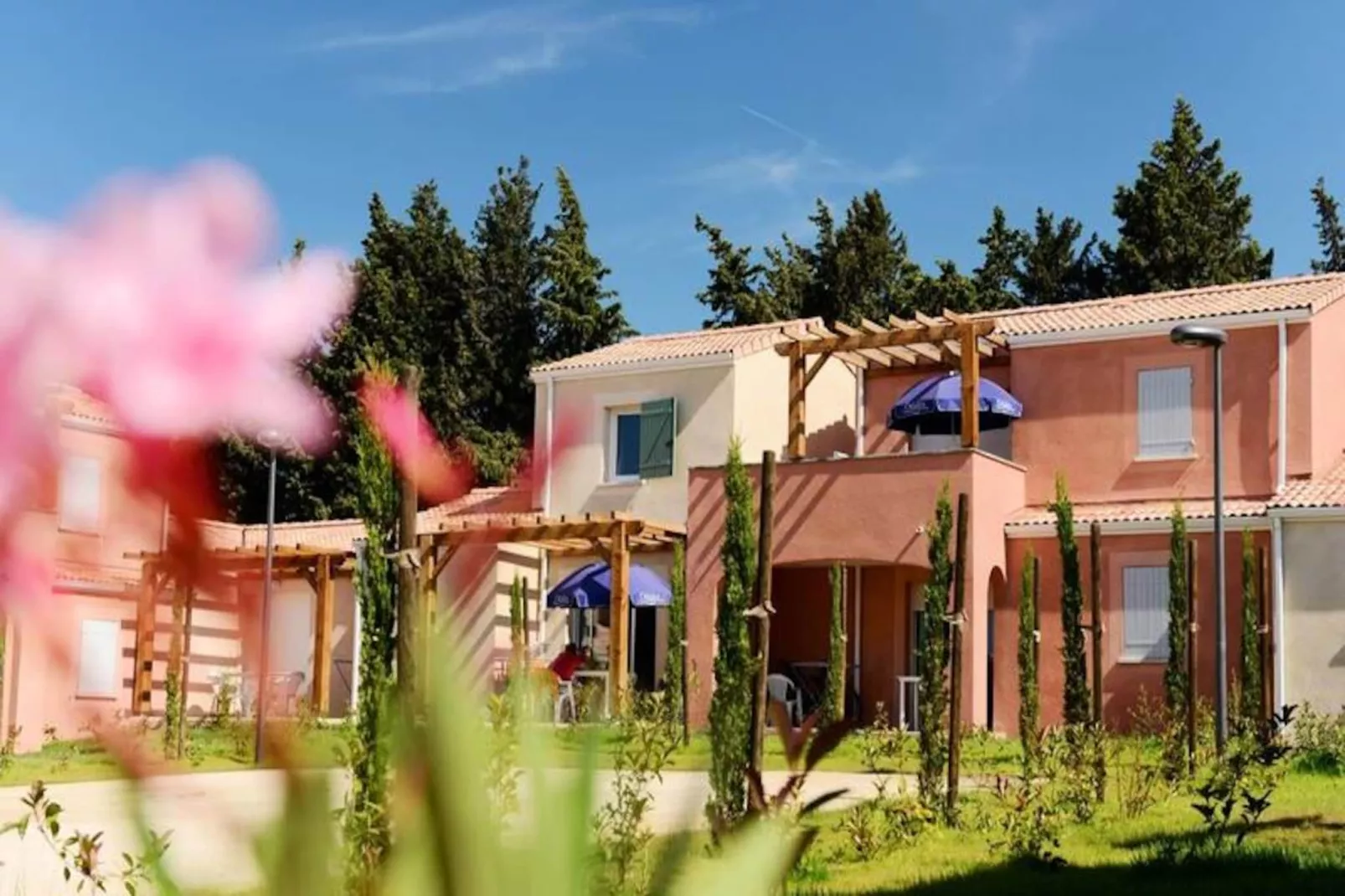 Résidence Odalys Le Mas Des Alpilles***