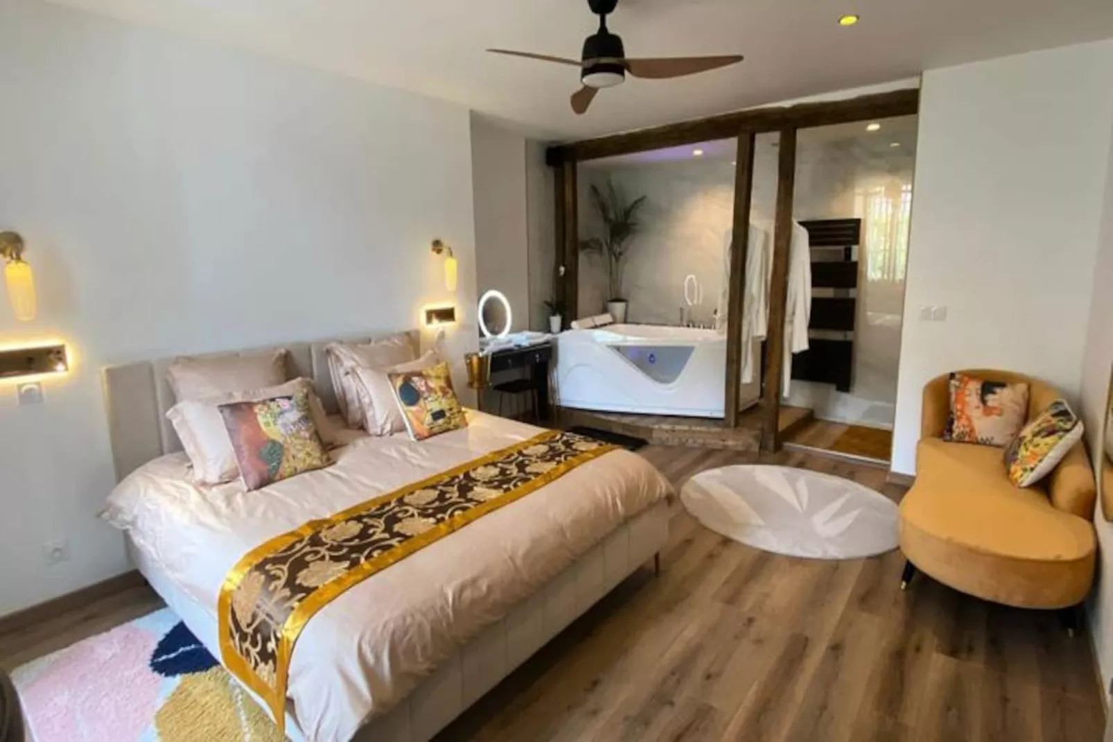 19a - Le Septi&egrave;me Ciel, Cocoon Lover