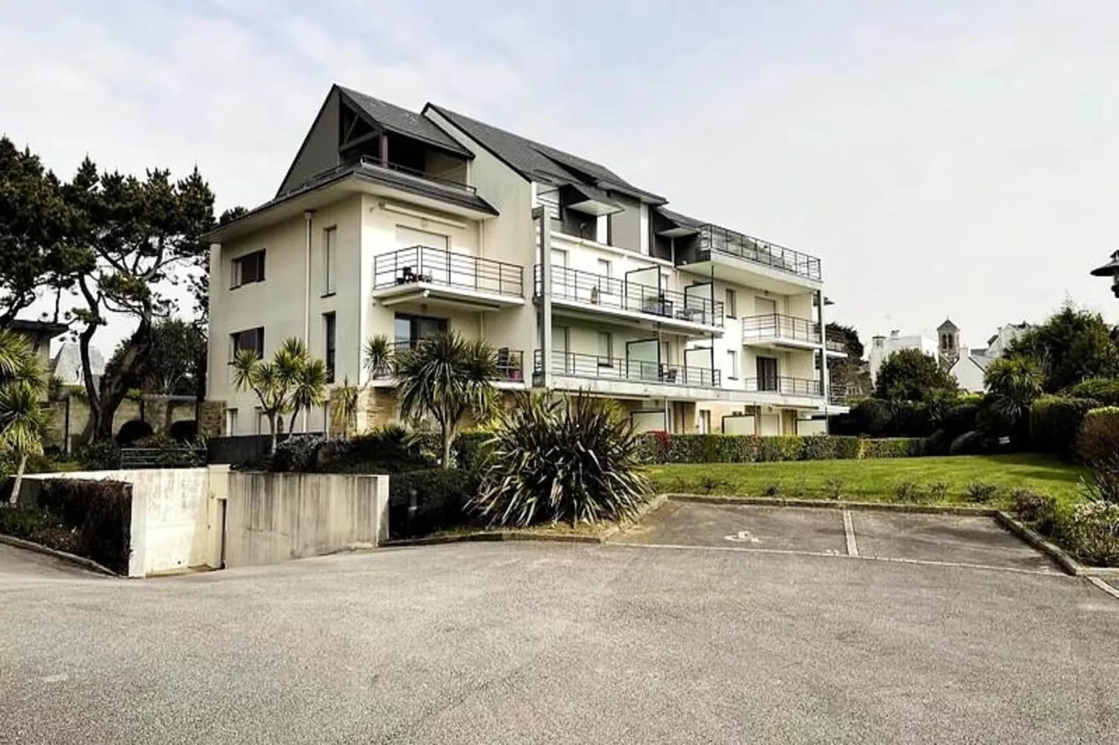 Résidence Bel Appartement En R&eacute;sidence Centre Ville  Avec Parking Class&eacute; 3*