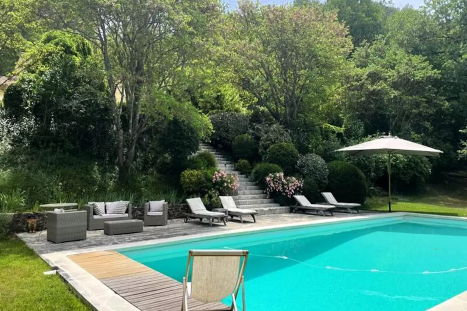 "le Mas Des Oliviers: Esprit Proven&ccedil;al Authentique"