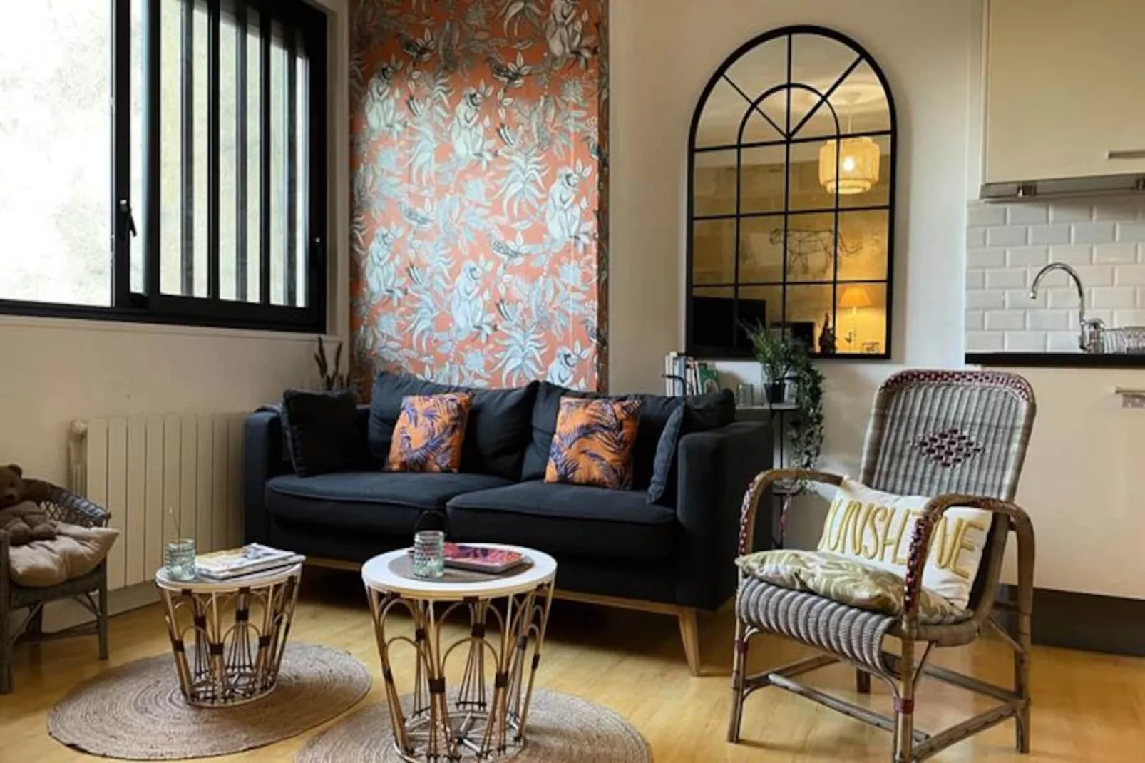 Superbe Appartement Joliment D&eacute;cor&eacute; Pour 4 P Sur Les Quais De Bordeaux