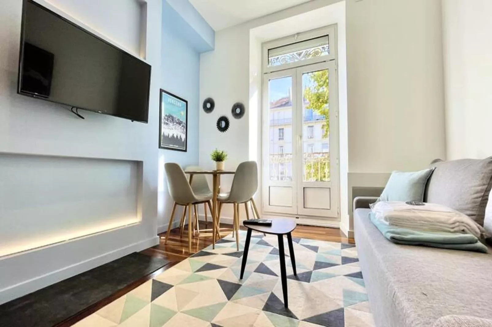 Le Cadet 👨&zwj;👩&zwj;👦&zwj;👦| Jean Jaur&egrave;s |tram A, B E E | T2 Tout &eacute;quip&eacute;