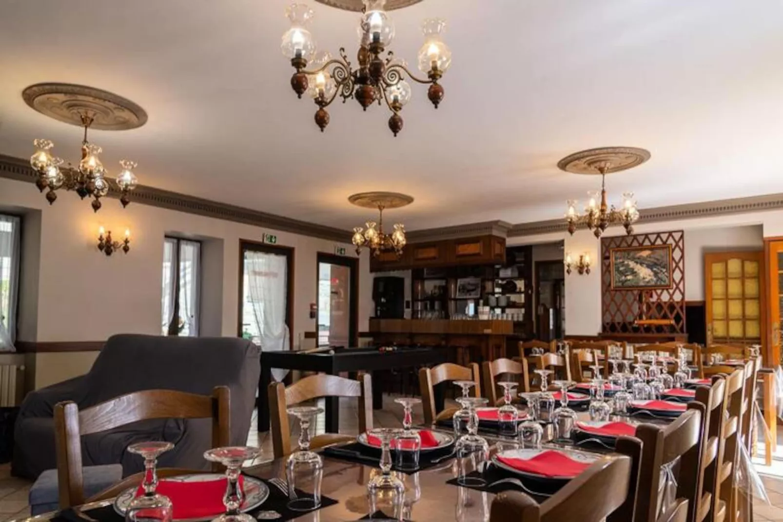 Gîte de France Bon aubrac pour 12 personnes 2 épis