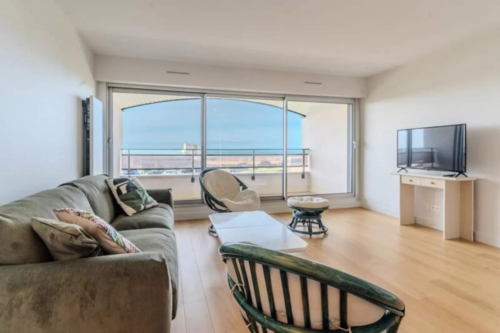 Résidence Face Mer Bel Appt  Pour 5 Pers