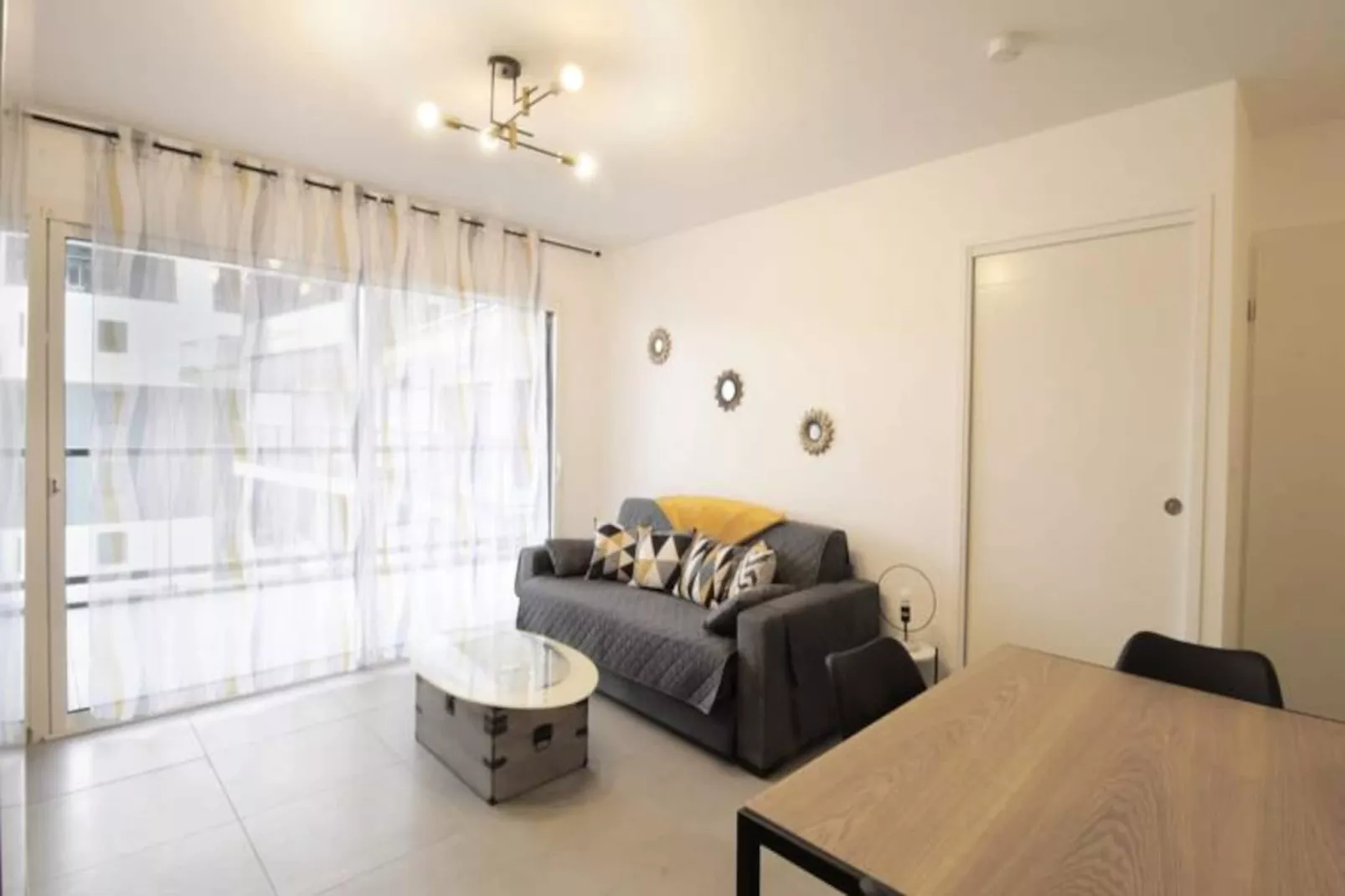 Charmant 2 Pi&egrave;ces &agrave; 300m &agrave; Pied Du Lac Du Bourget!