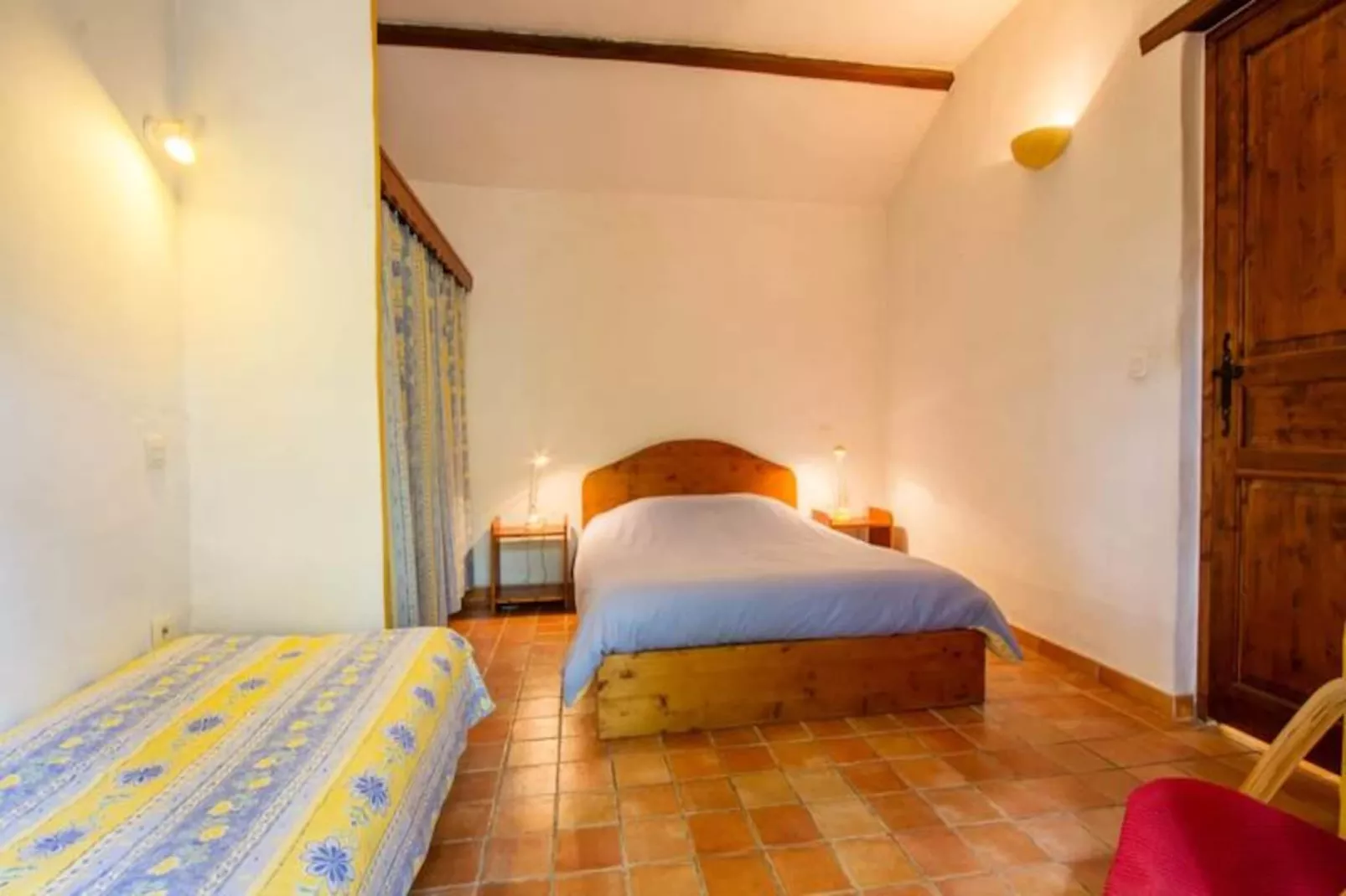 Lou Petarel, Mas Proven&ccedil;al Typique Avec Piscine Partag&eacute;e, Calme, Nature