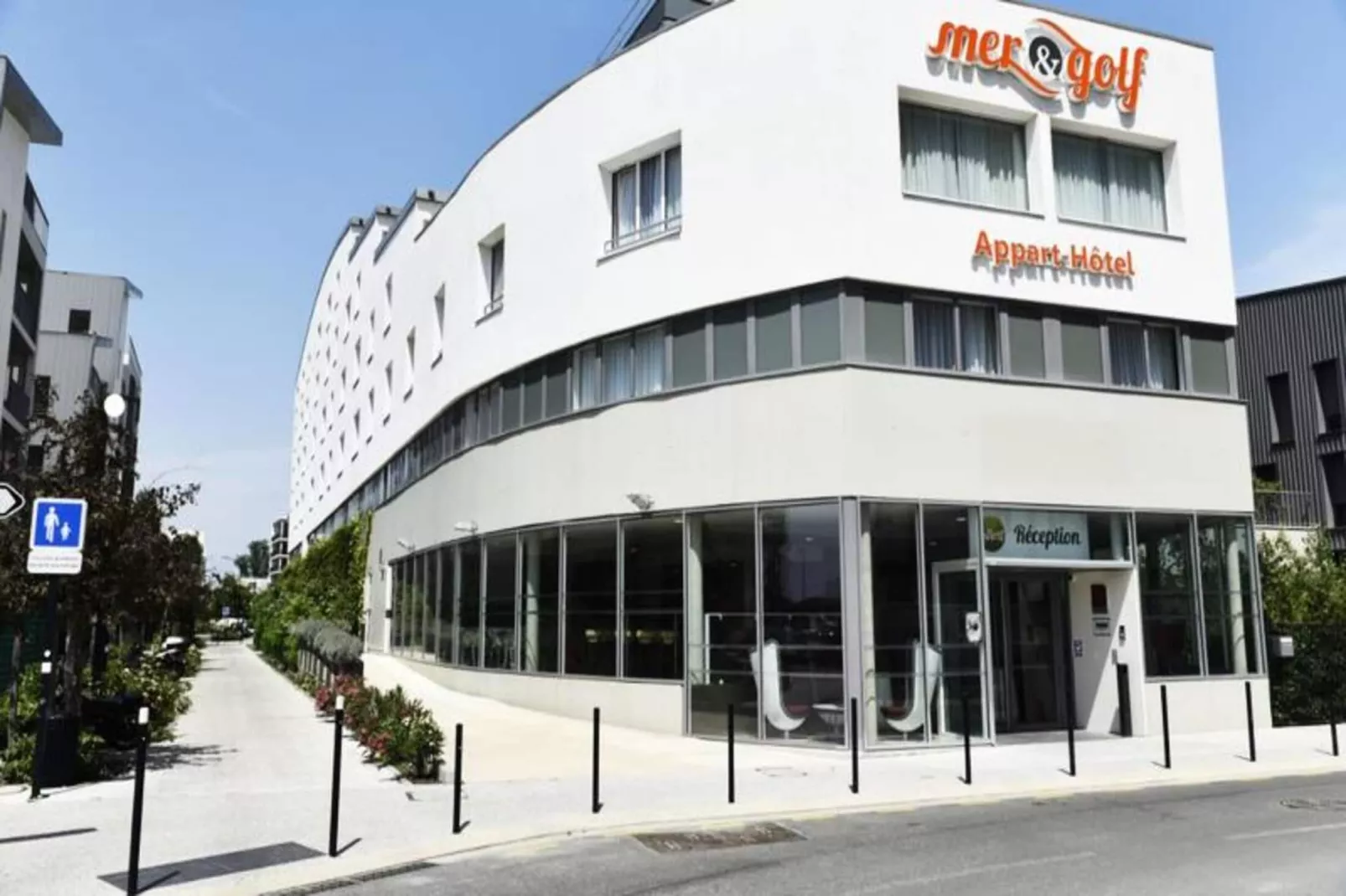 Appart'Hôtel Mer & Golf Bordeaux Bassins à Flot***