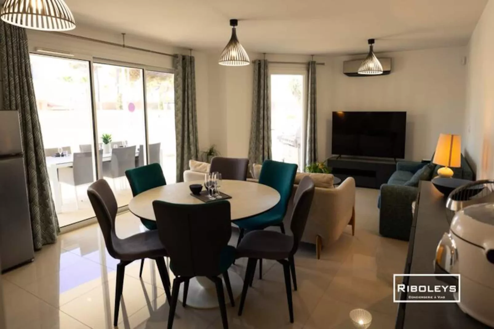 Grand T3 Neuf Climatis&eacute; Avec Wifi &agrave; 100m De La Plage