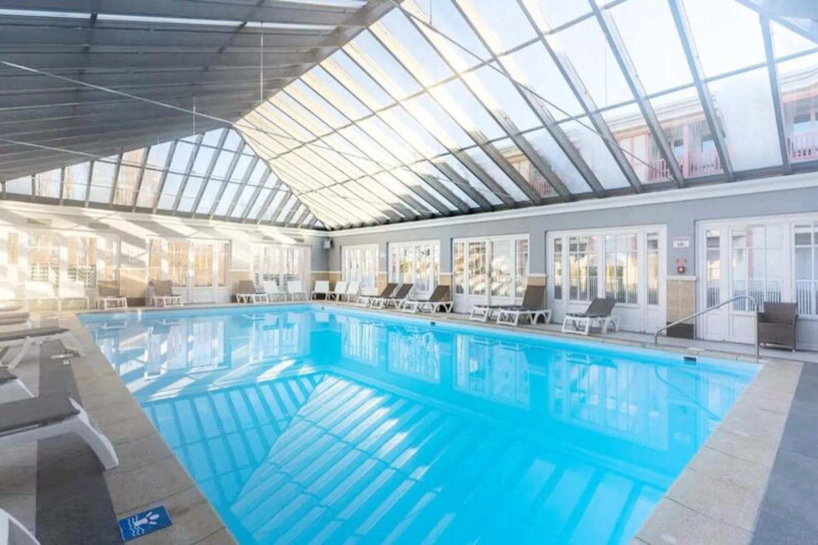 Résidence Sublime T2  Pour 4 Personnes, R&eacute;nov&eacute; Avec Piscine Tennis Parking Wifi