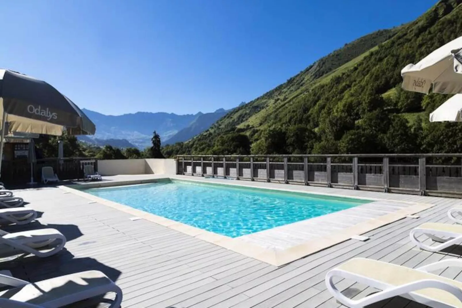 Résidence Odalys Les Chalets de l'Arvan II ***