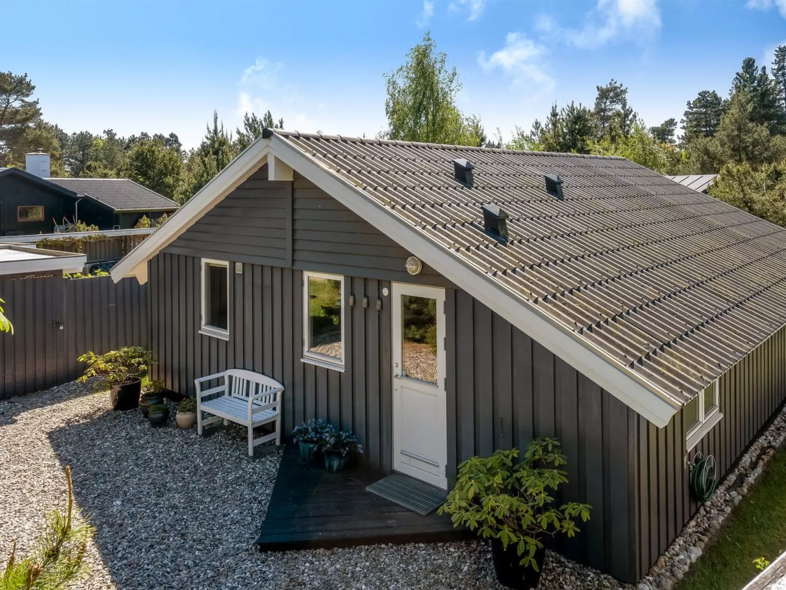 "Elba" - 275m to the fjord