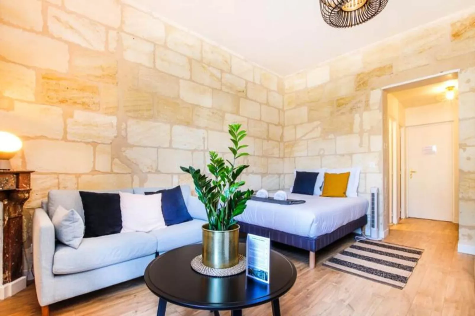 Superbe Appartement Cozy Et Charmant Pour 2 Vers La Gare Saint-jean