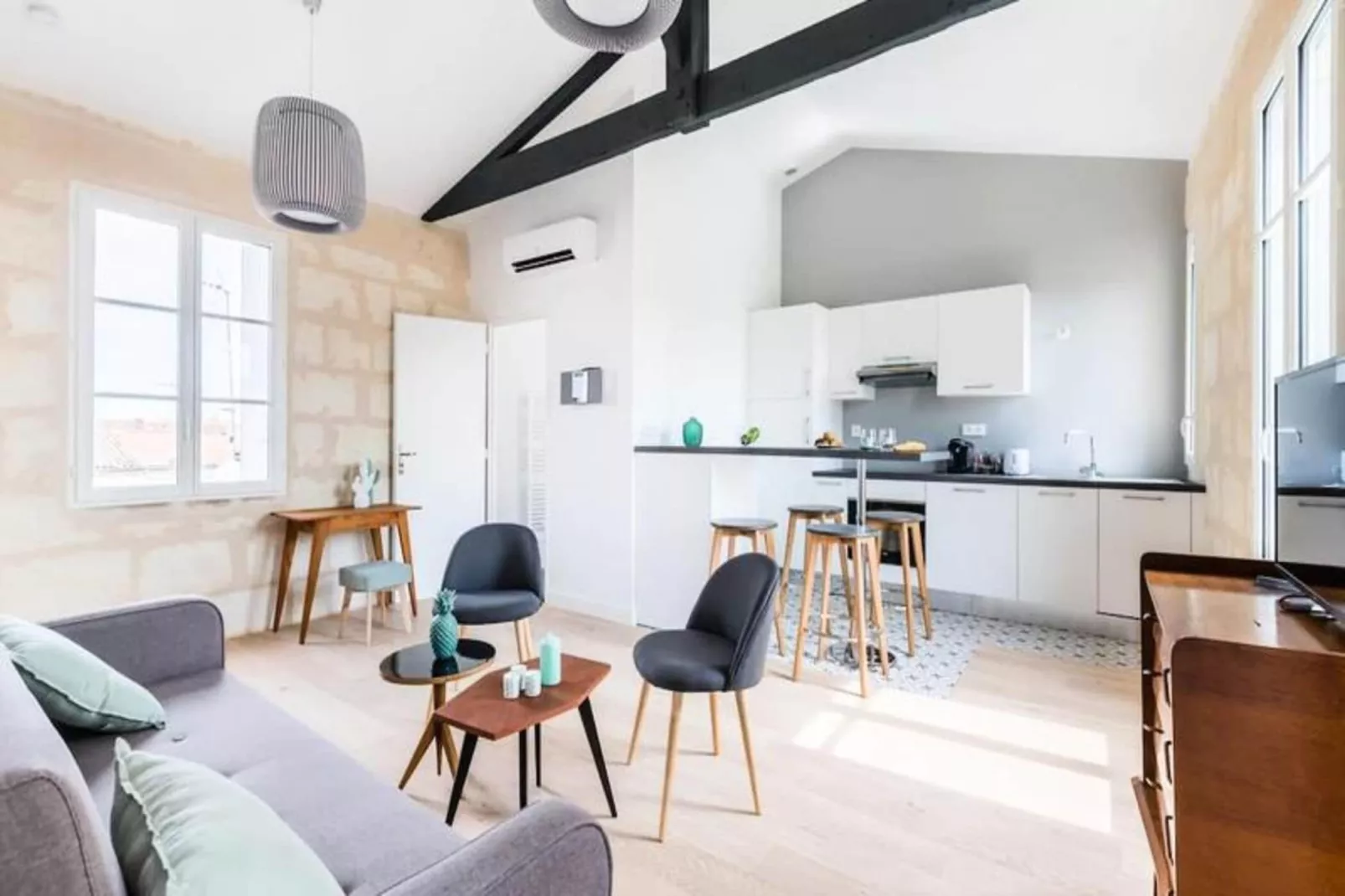 Superbe Appartement En Plein C&oelig;ur Des Chartrons