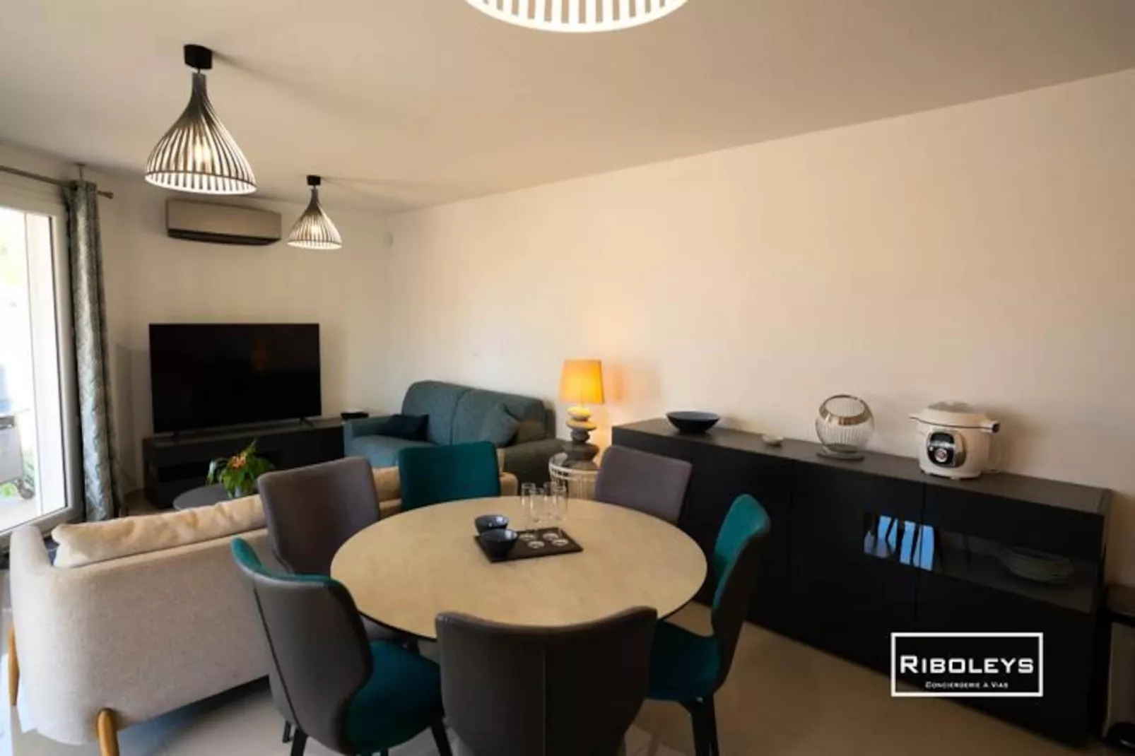 Grand T3 Neuf Climatis&eacute; Avec Wifi &agrave; 100m De La Plage