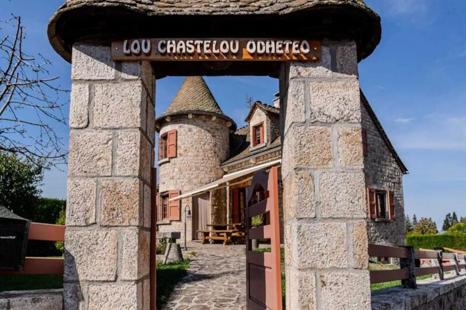 Gîte de France Lou chastelou odheteo à aumont aubrac 3 épis
