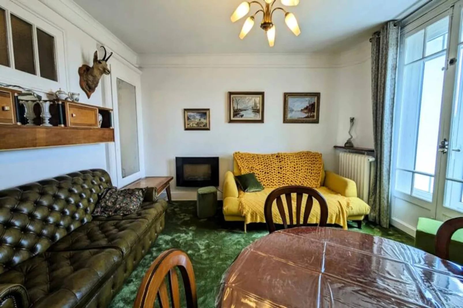 Studio Au Grand H&ocirc;tel Du Revard : Un Voyage Dans Le Temps