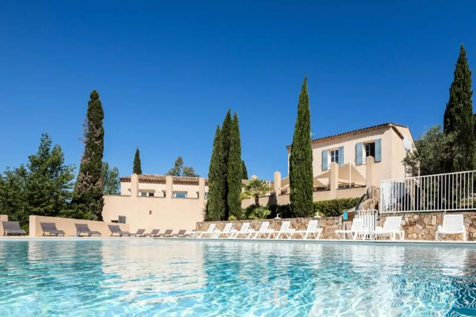 Résidence Garden & City Les Bastides***