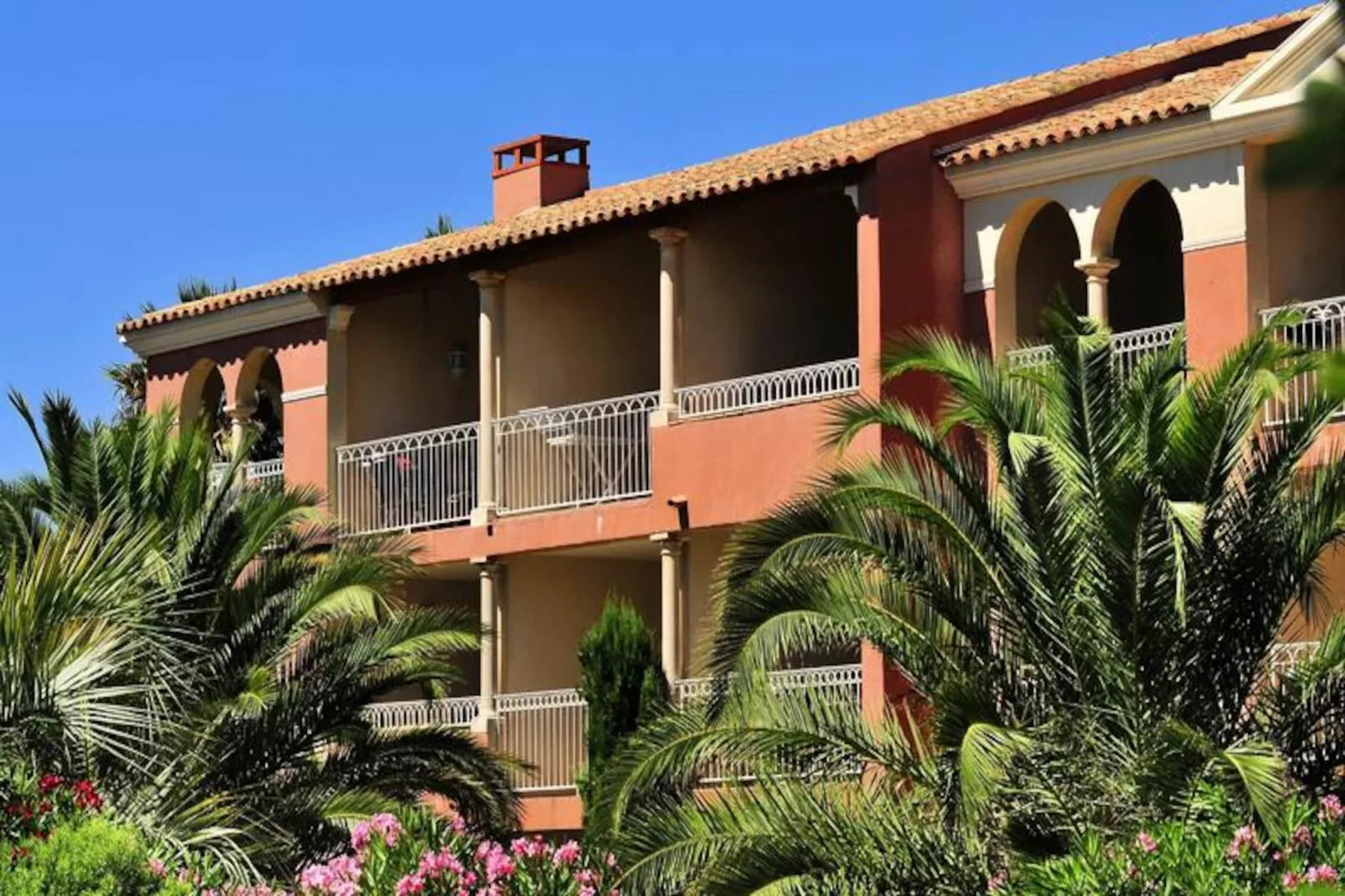 Résidence Le Hameau de la Pinède - maeva Home