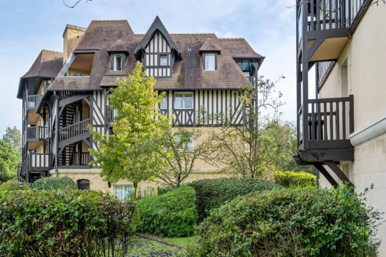 La Résidence du Golf - maeva Home-Buitenkant zomer