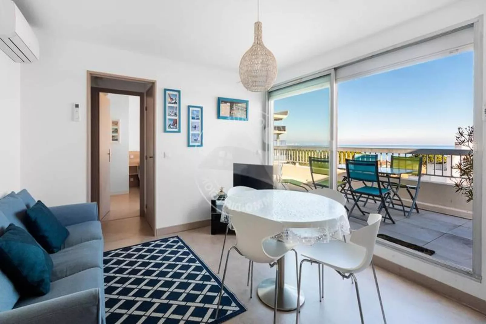 Résidence "le Mathilde"-Woonkamer