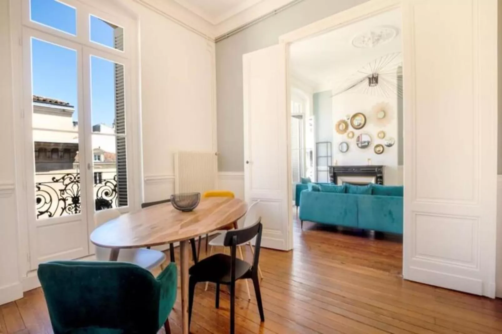 Appartement De Haut Standing Pour 6 Situ&eacute; Au Coeur Du Centre Historique-Eetkamer