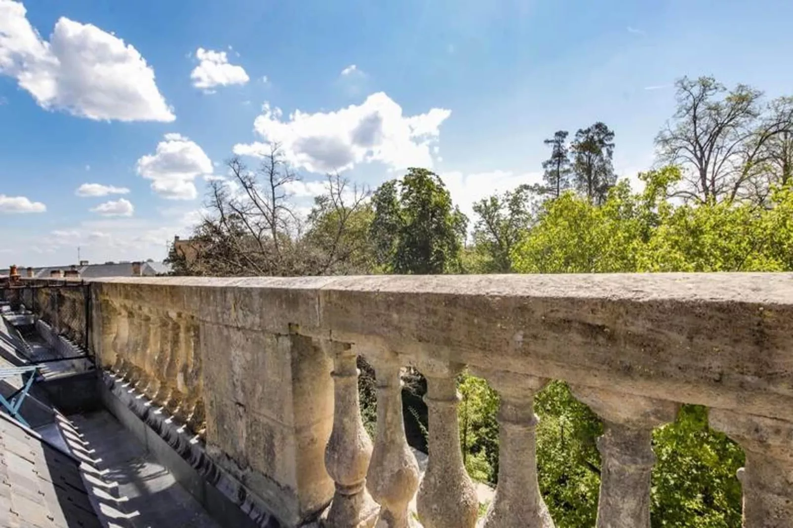 Maison Labruy&egrave;re - Suite Cosy Jardin-Buitenkant zomer