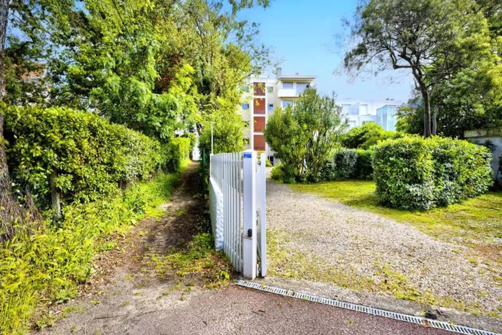 Résidence La Croisière-Buitenkant zomer
