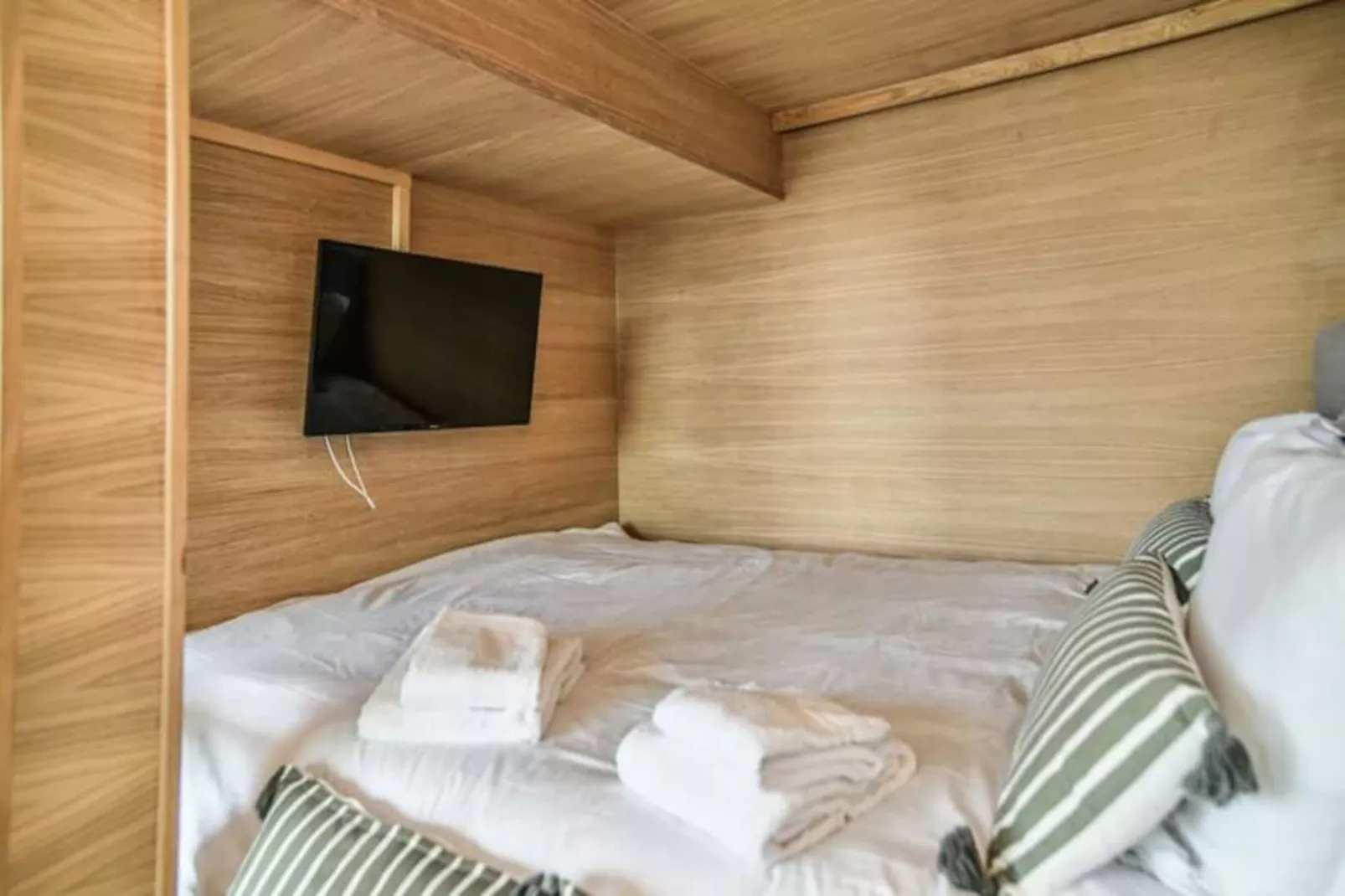 Superbe Studio R&eacute;nov&eacute; Pour 3 Personnes En 1&egrave;re Ligne Au C&oelig;ur D'arcachon-Image-tags.