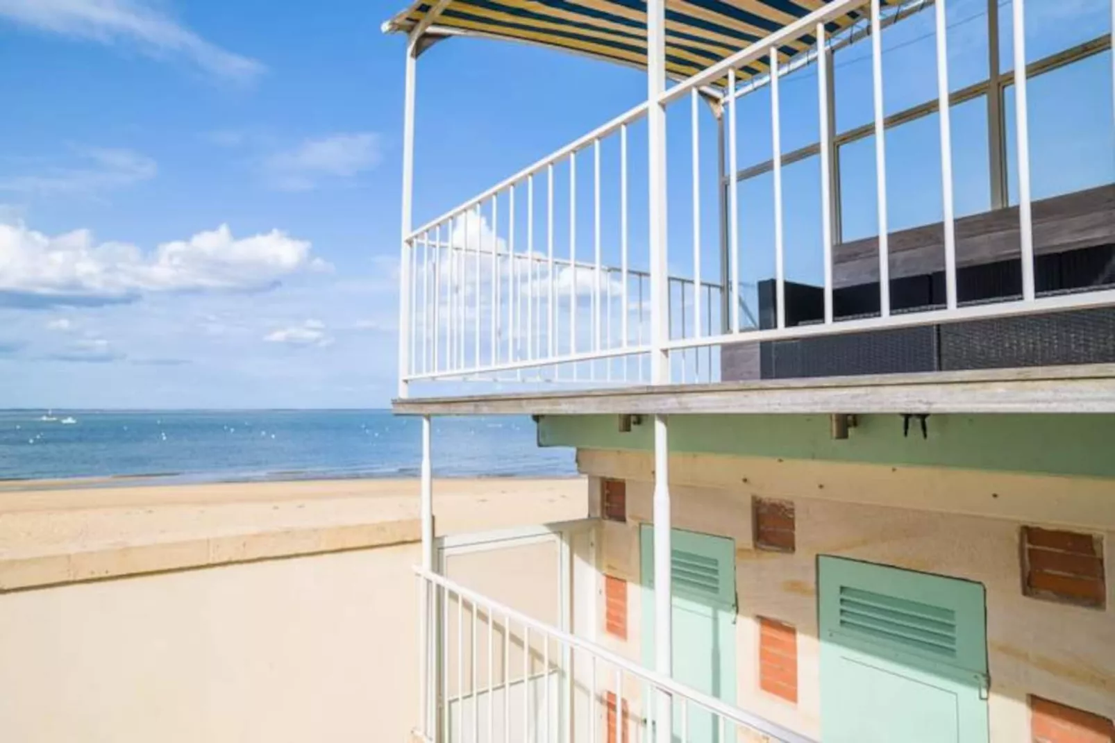 Somptueuse Demeure Arcachonnaise De Caract&egrave;re Avec Acc&egrave;s Direct &agrave; La Plage-Image-tags.