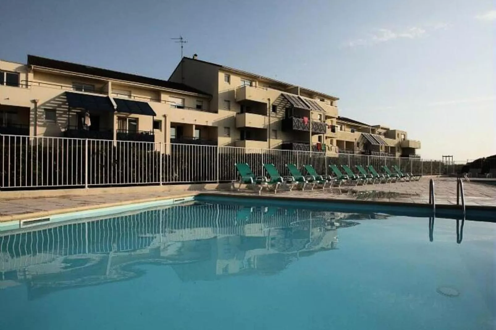 Résidence Bleu Marine - maeva Home-Zwembad