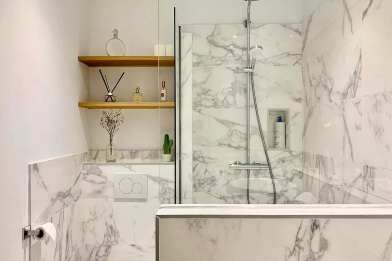 Home Chic Home - Les Suites De La Com&eacute;die - Suite1-Image-tags.