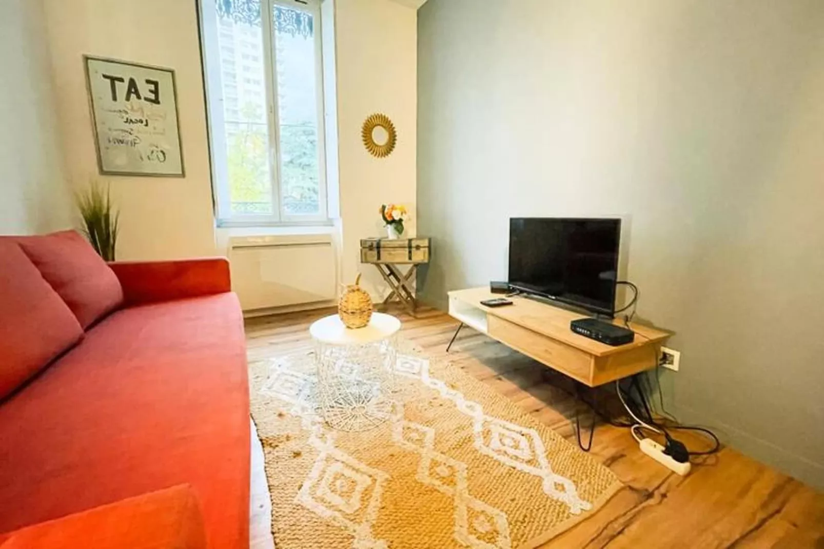 | Le Rochambeau 🎭 L'aigle | Vallier Lib&eacute;ration |-Woonkamer