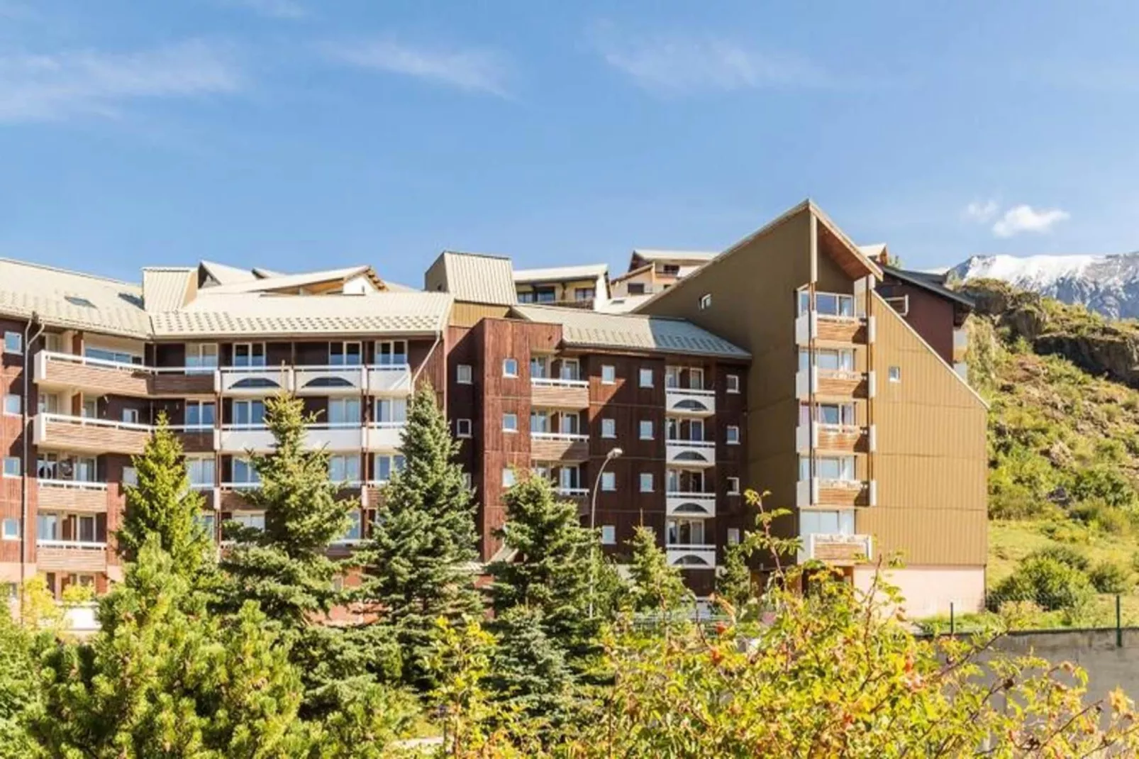 Résidence Les Horizons d'Huez - Maeva Home - Buitenkant zomer
