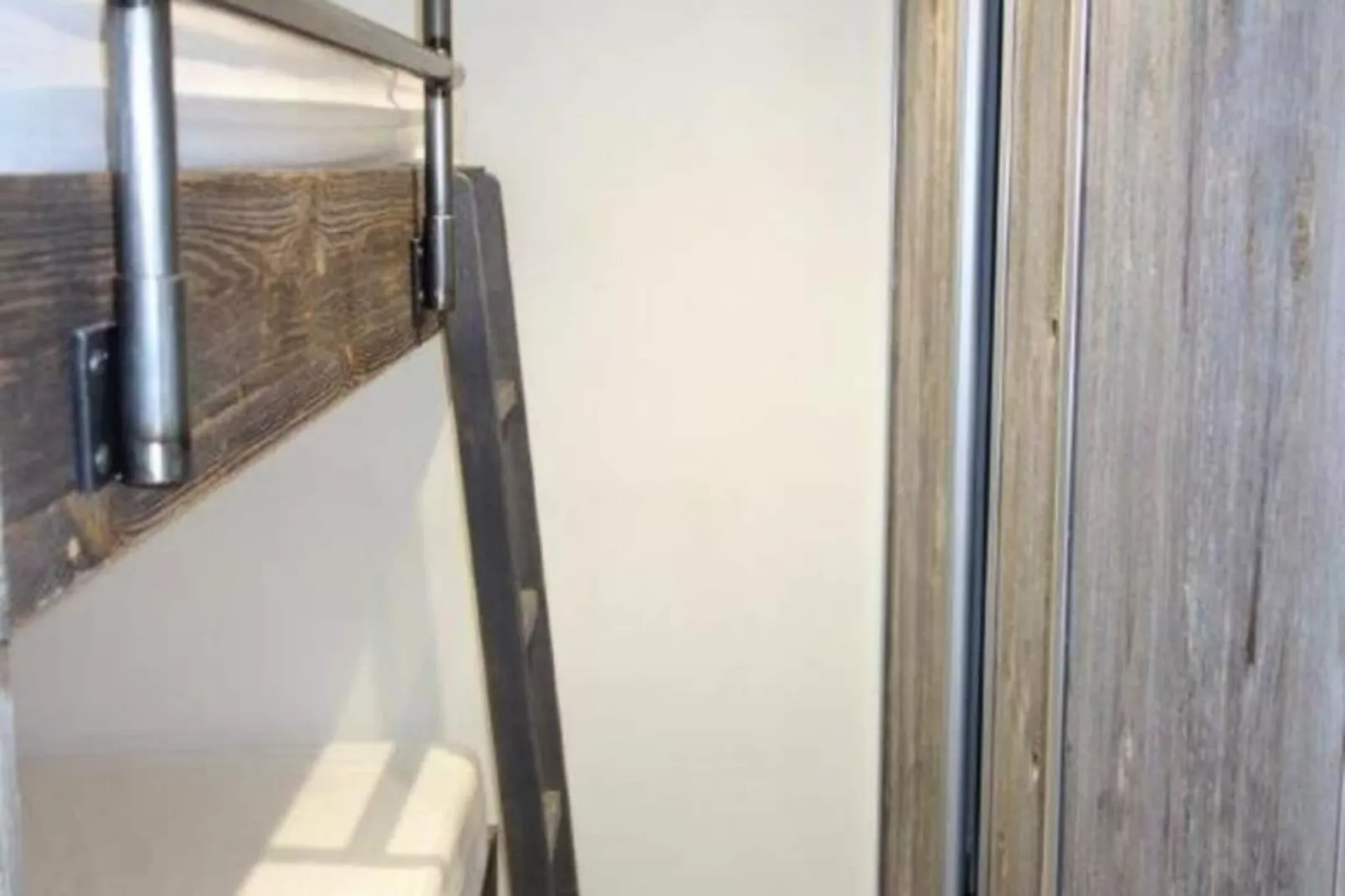 Résidence Taburle-Buitenkant zomer