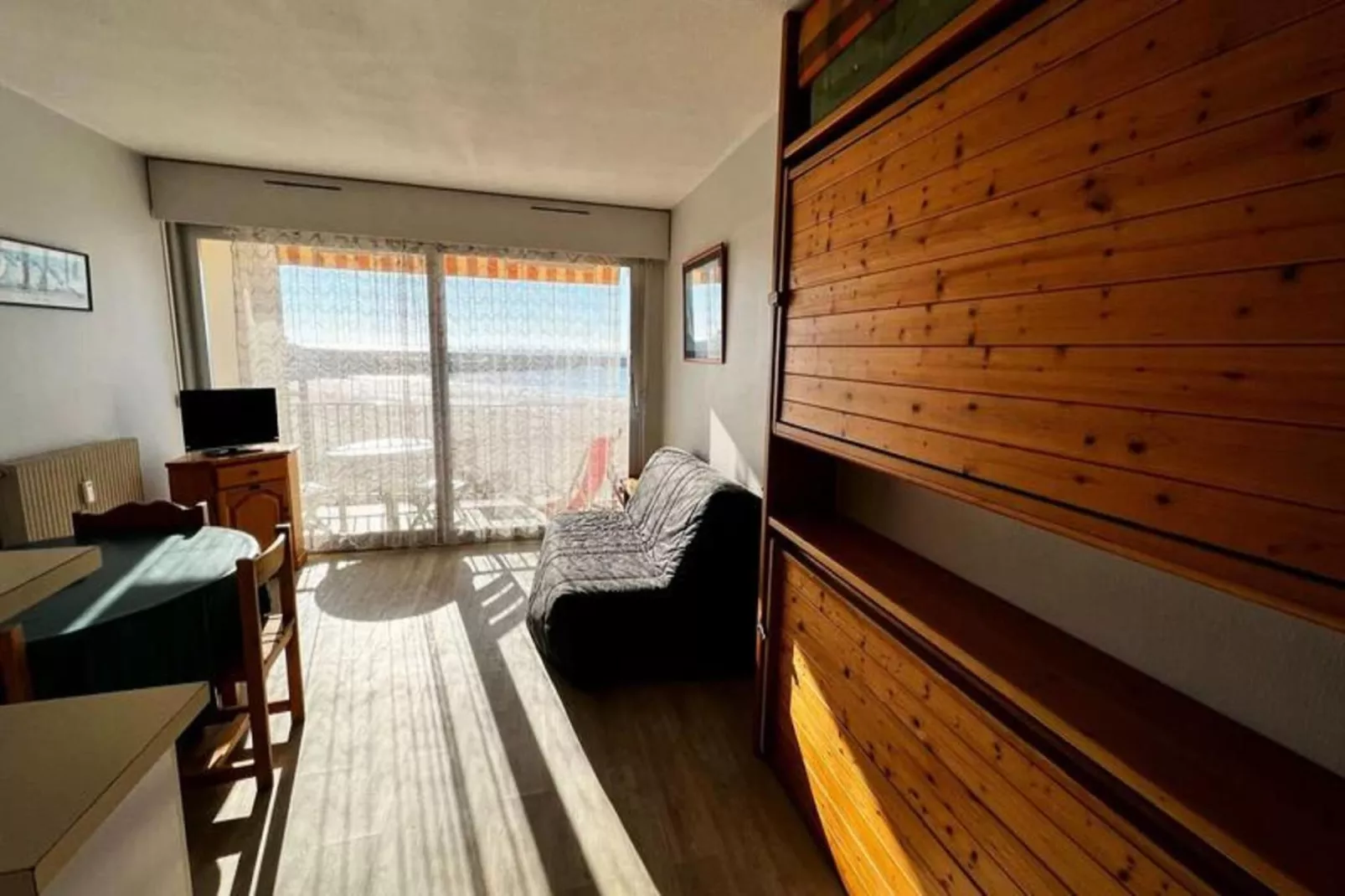 Résidence Dauphins-Woonkamer