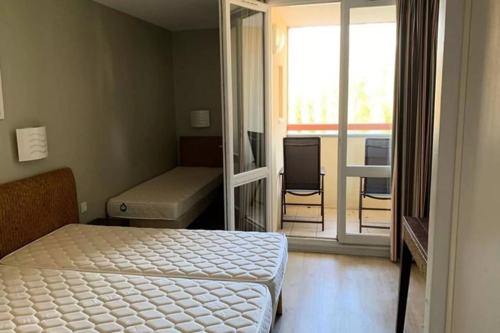 Résidence Bel Appartement 5 Pers Avec Piscine, Tennis Et Parking 236-Buitenkant zomer