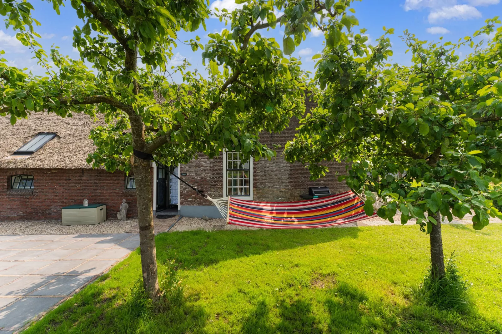 The Old Farmhouse-Buitenkant zomer
