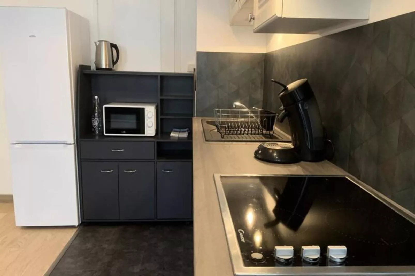 Résidence Le Chateau Durieux 1-Keuken