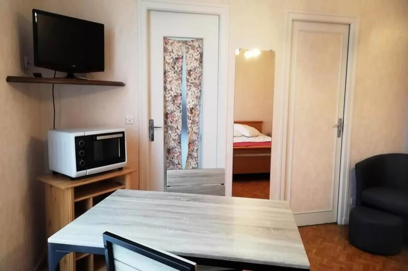 Résidence Le Jasmin-Eetkamer