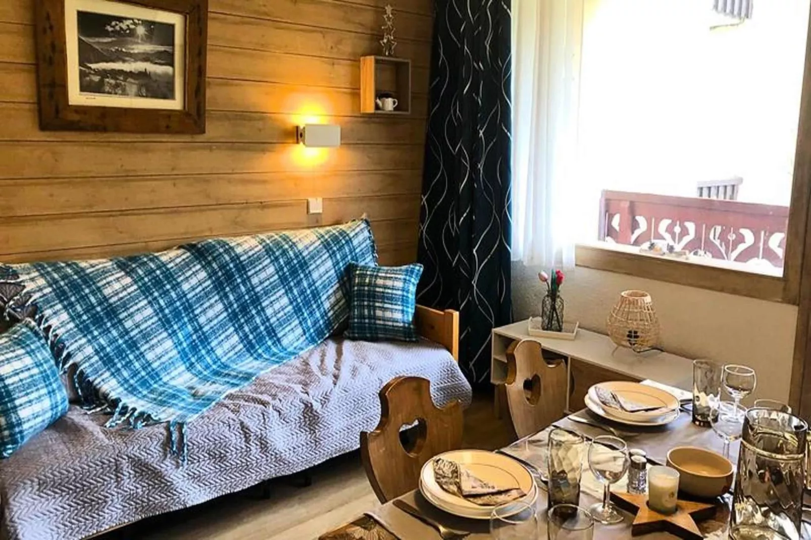 Résidence Camarine-Eetkamer