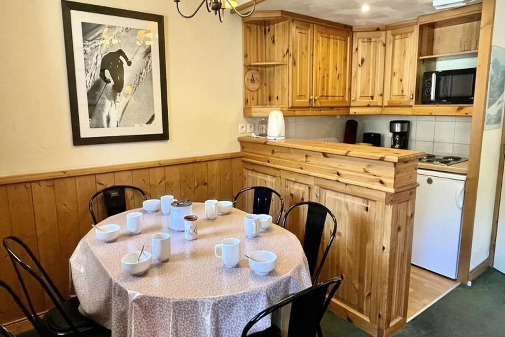 Résidence Valeriane-Eetkamer