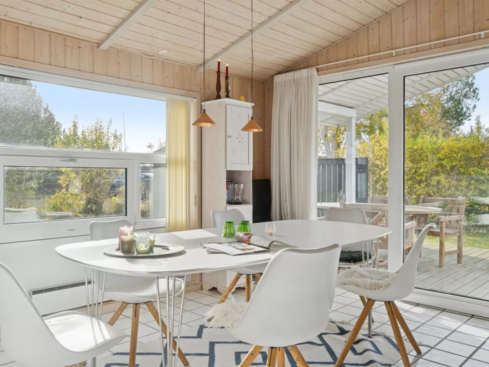 "Yma" - 250m from the sea-Binnen