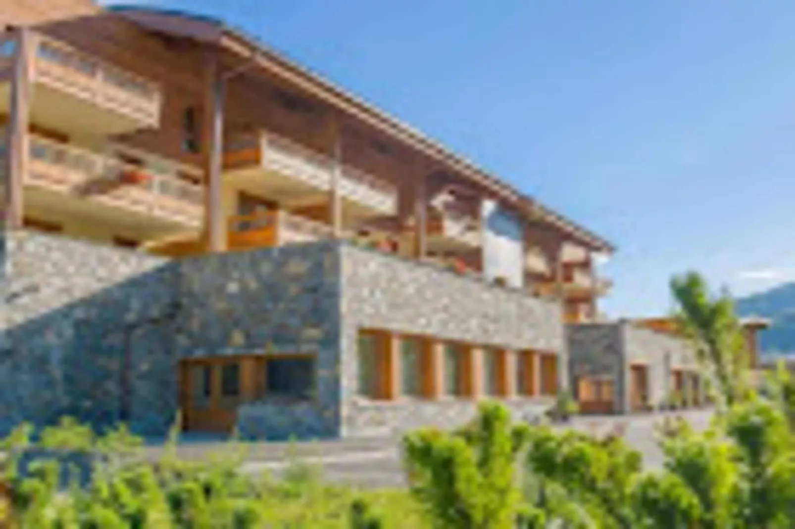 Résidence Grand Coeur-Buitenkant zomer