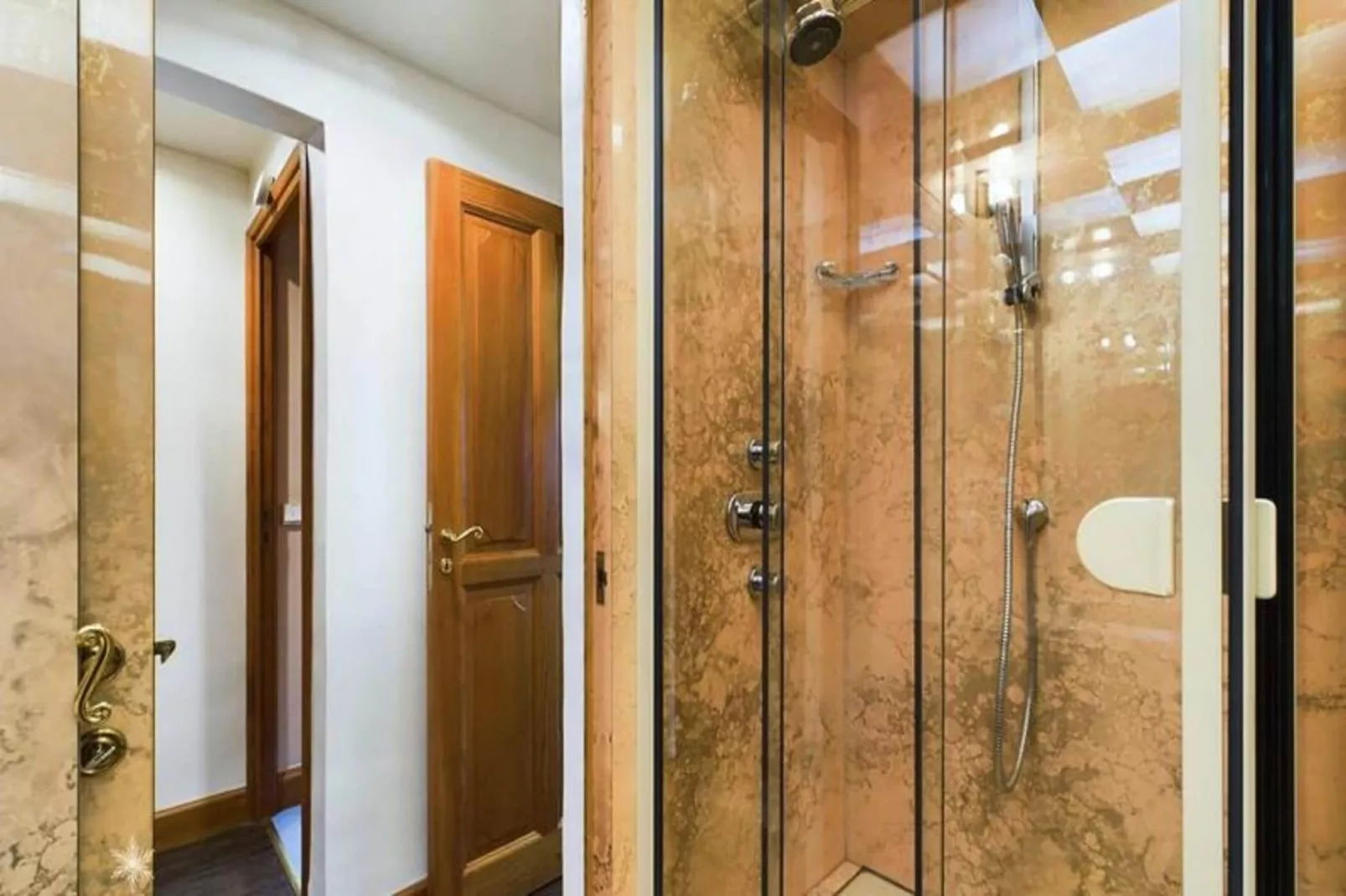 Résidence Terrasses De La Rosi-Buitenkant zomer