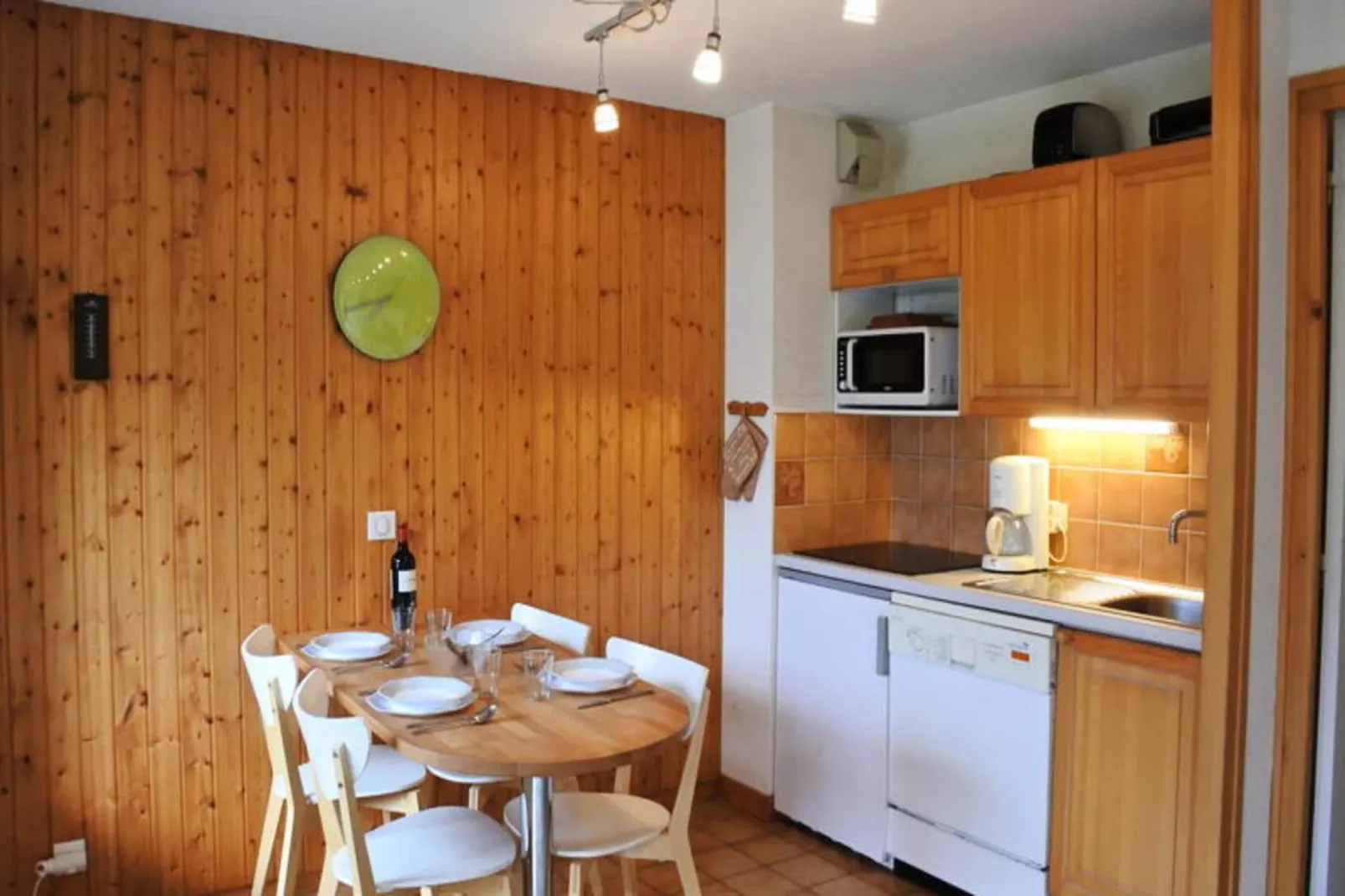 Résidence Le Picaron-Buitenkant zomer