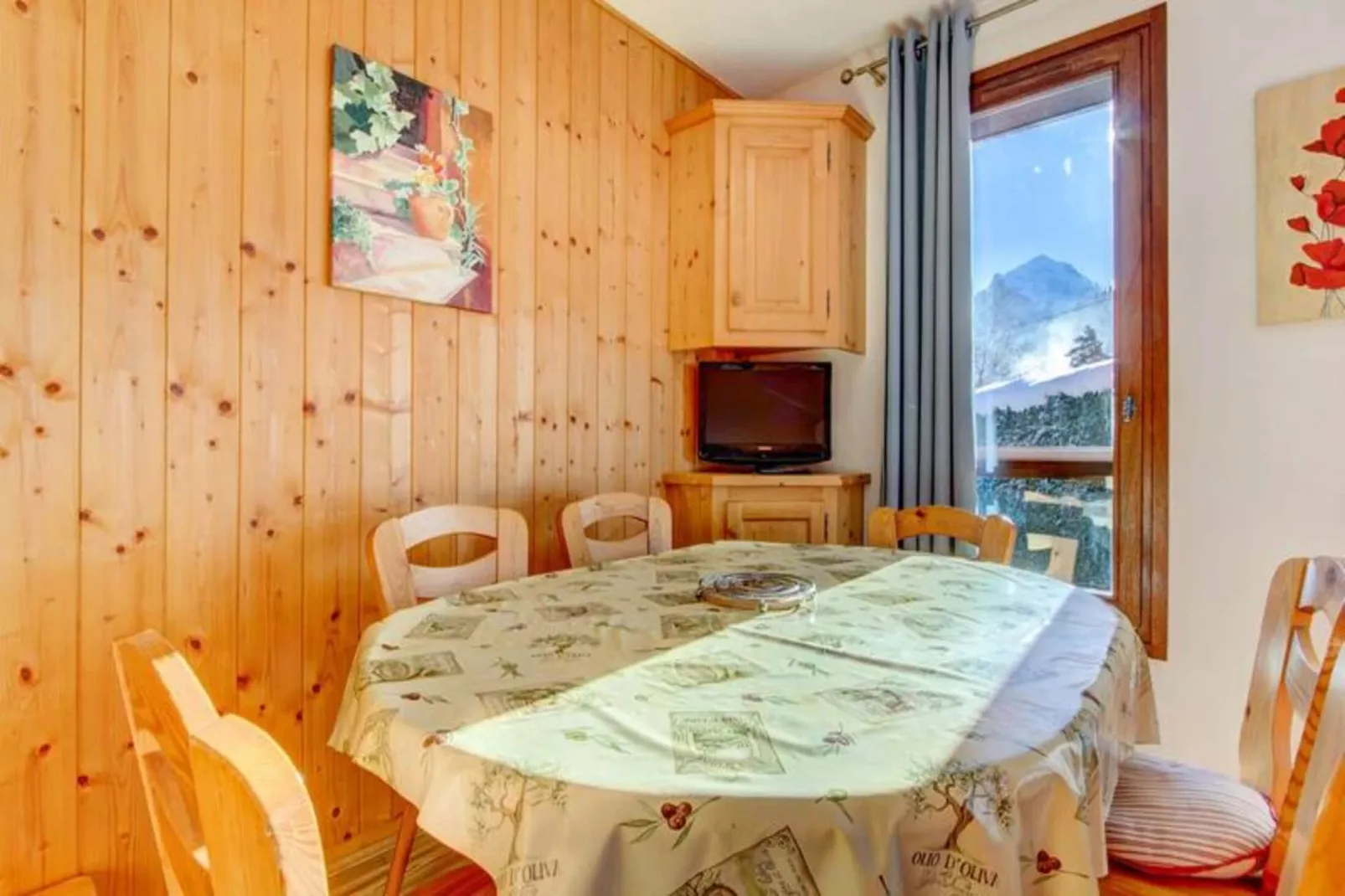 Résidence Le Fanyon-Eetkamer