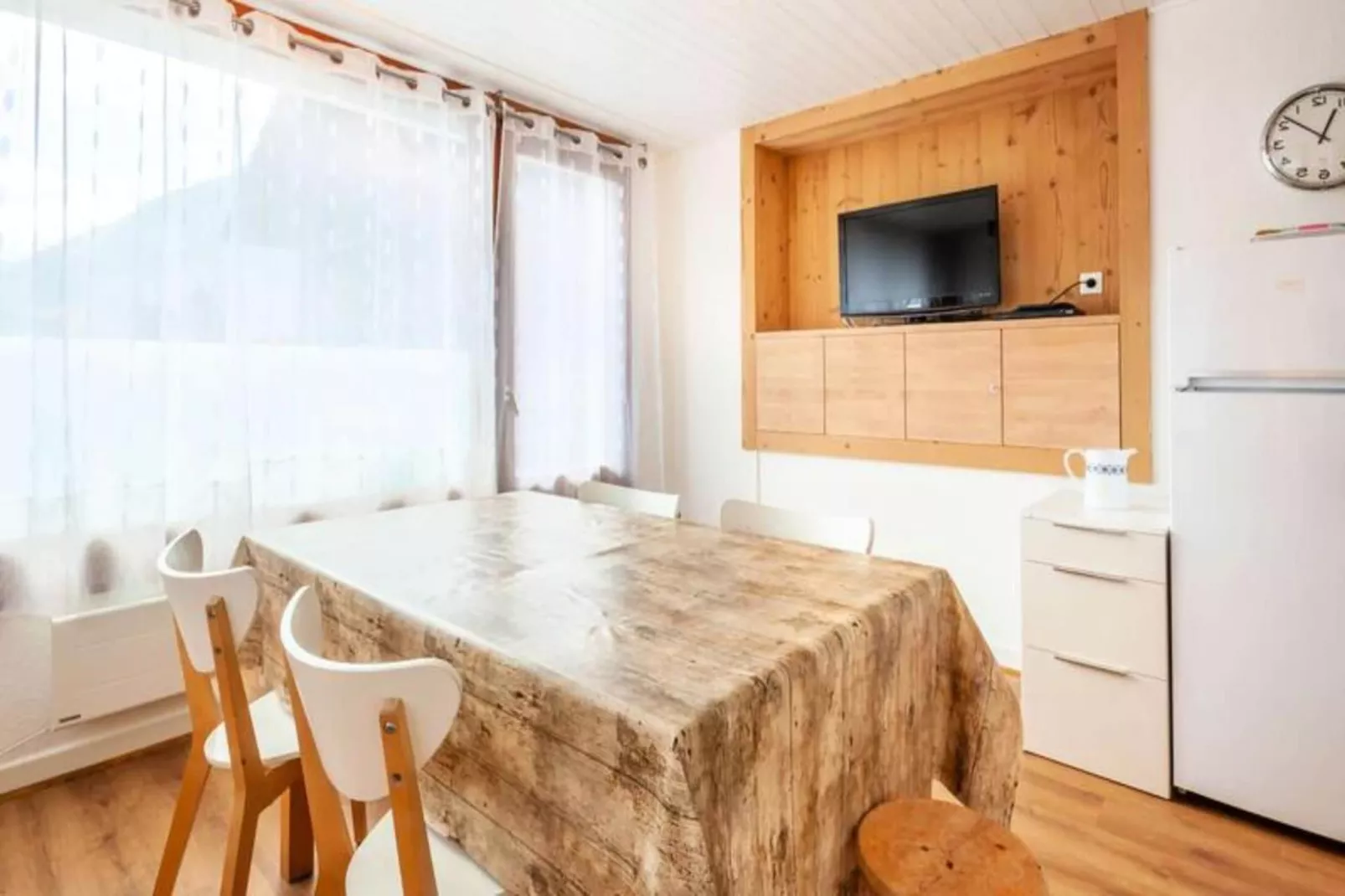 Résidence Les Cîmes-Eetkamer