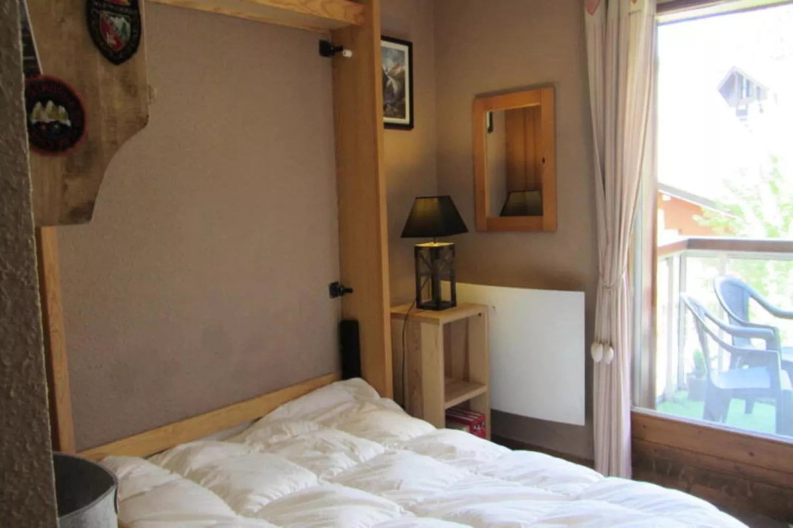 Résidence Combettes-Buitenkant zomer